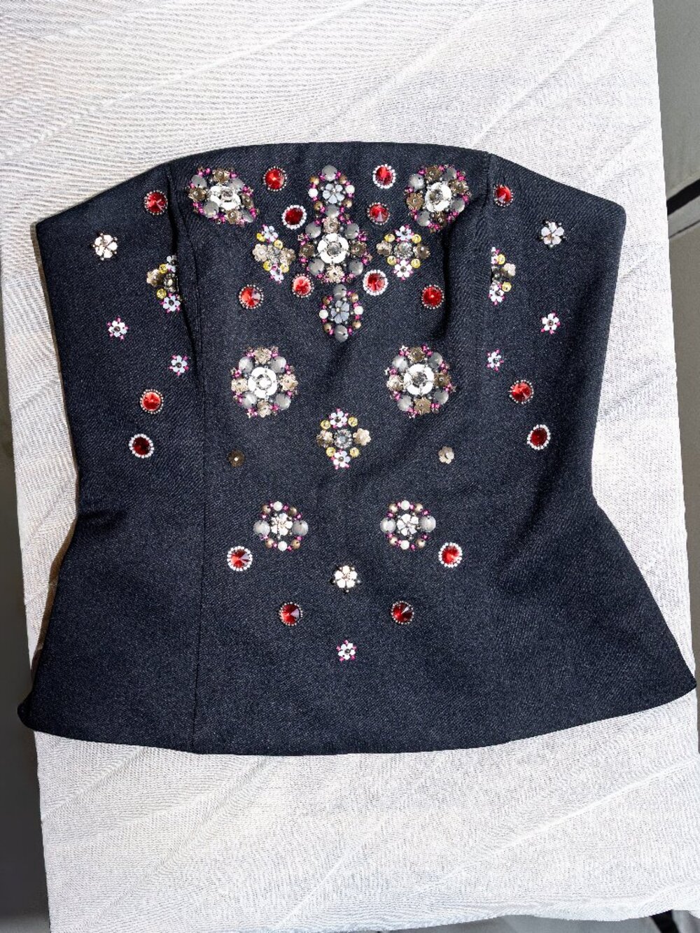 Stunning 90s "White House Black Market" Beaded Black Strapless Bustier Top